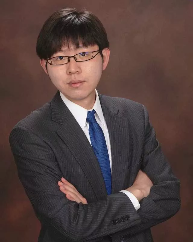 詹振飞 · 重庆大学