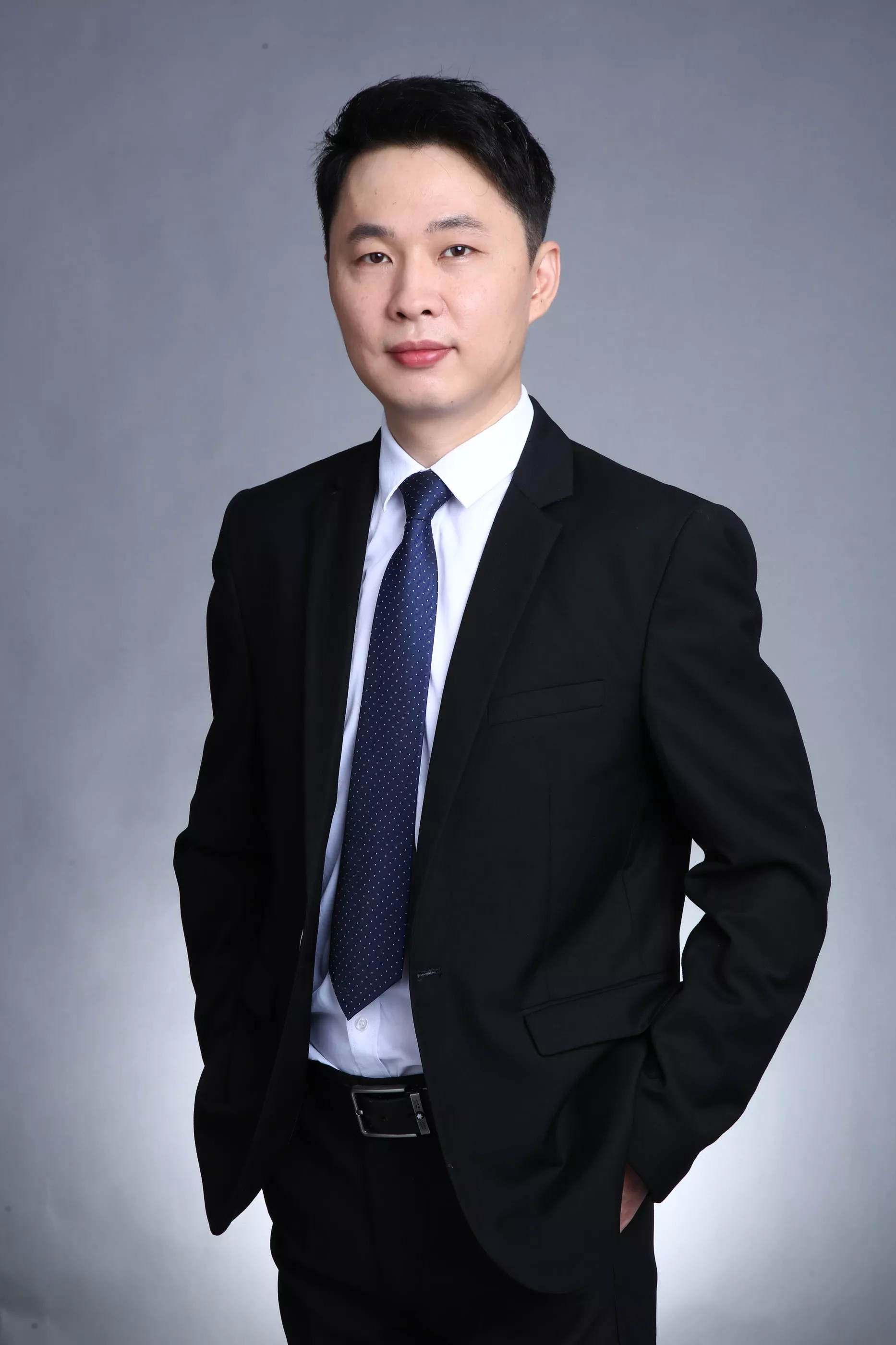 李立元 · 优艾智合