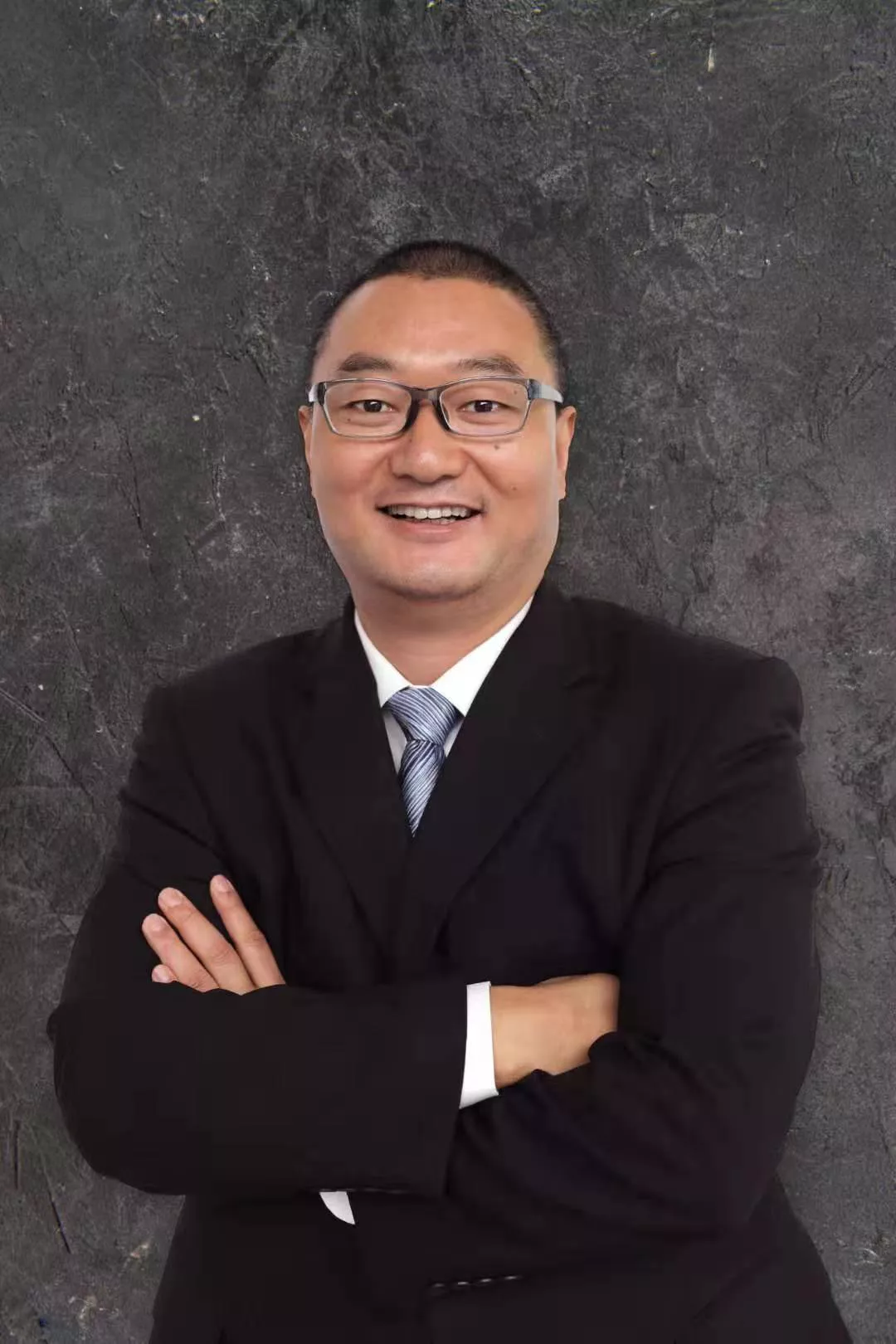 鲍平 · 宝钢